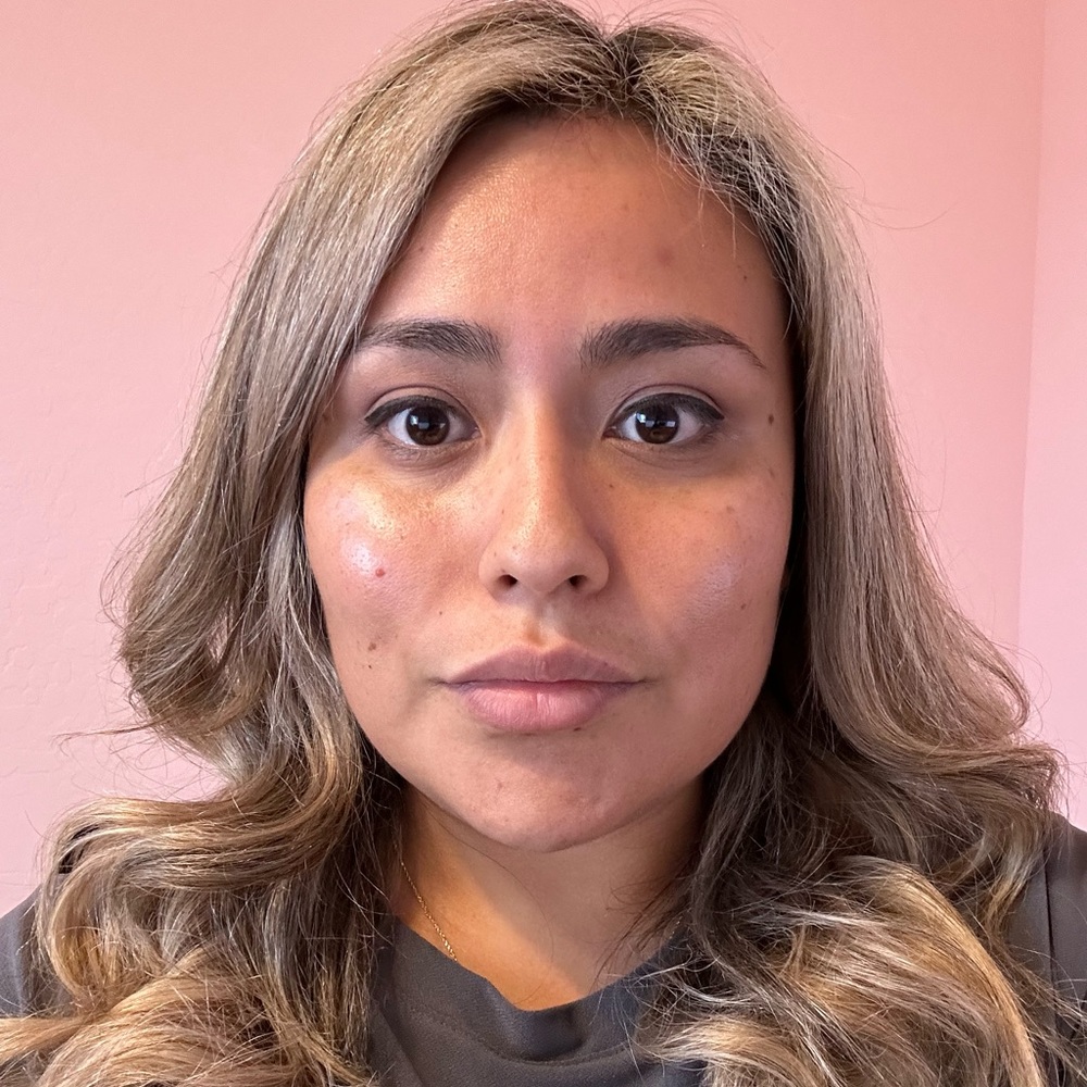 Meet your Posher, Angela